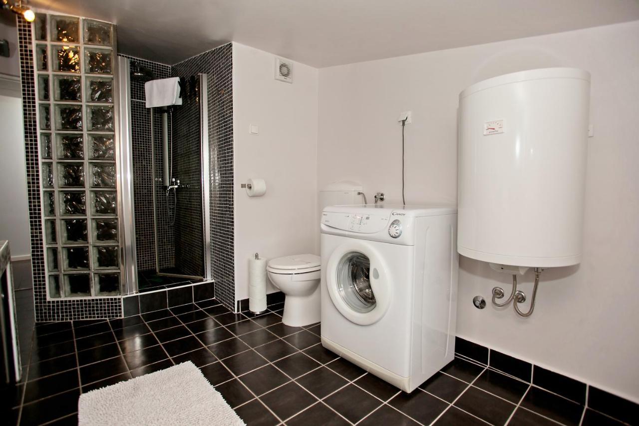 Rory Apartments Zadar Bagian luar foto