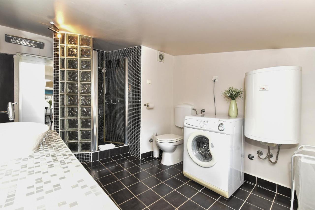 Rory Apartments Zadar Bagian luar foto